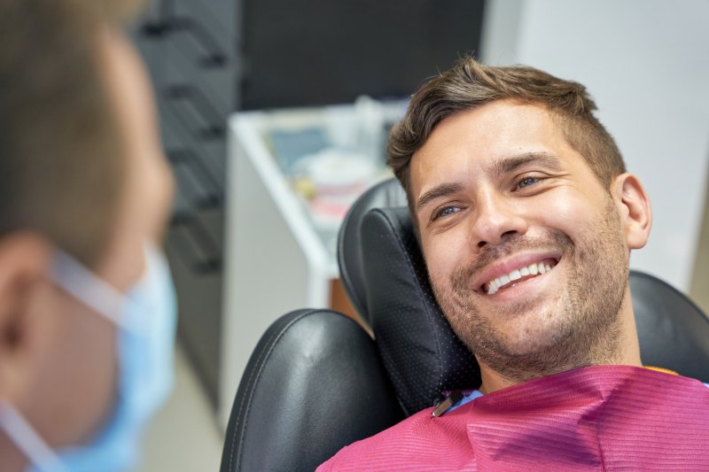 man seeing his dentist for a checkup